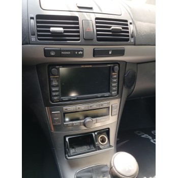 toyota avensis sedán (_t25_) del año 2016