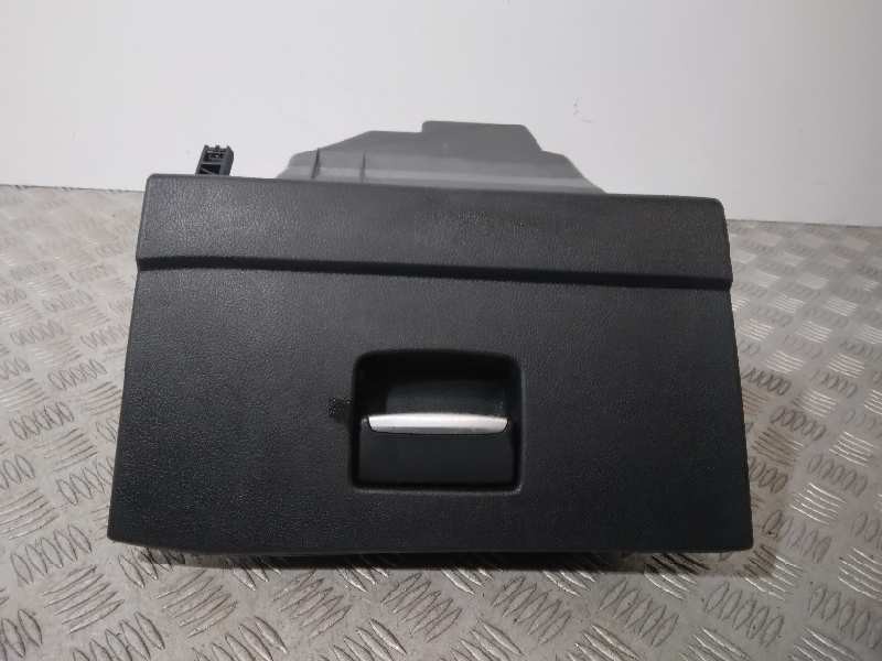 Recambio de guantera para ford mondeo ber. (ca2) trend x referencia OEM IAM 06600900001  