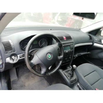 skoda octavia berlina (1z3) del año 2005