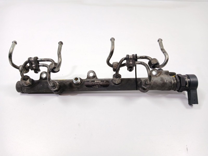 Recambio de rampa inyectora para bmw 3 (e46) 320 d referencia OEM IAM 0445214030 7787164 