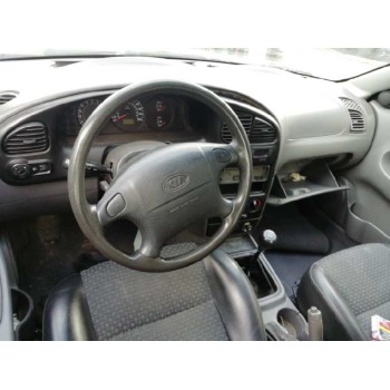 kia shuma ii del año 2003