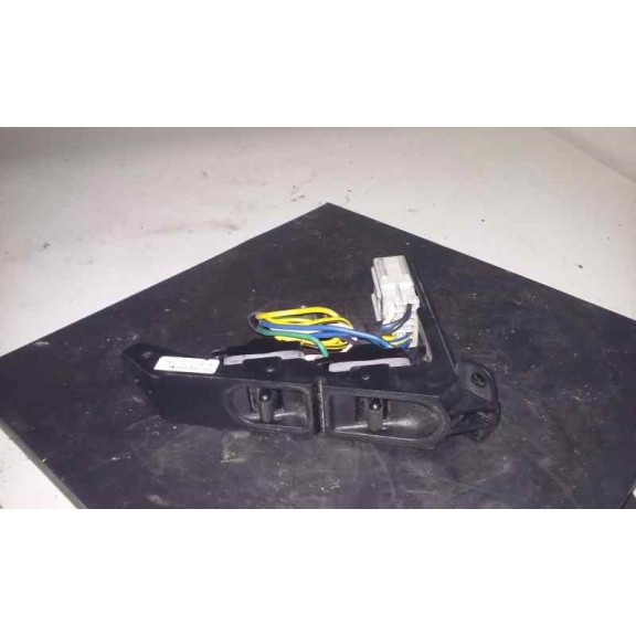 Recambio de mando elevalunas delantero izquierdo para mg rover mg zs (t/rt) 120 referencia OEM IAM YUD101100  