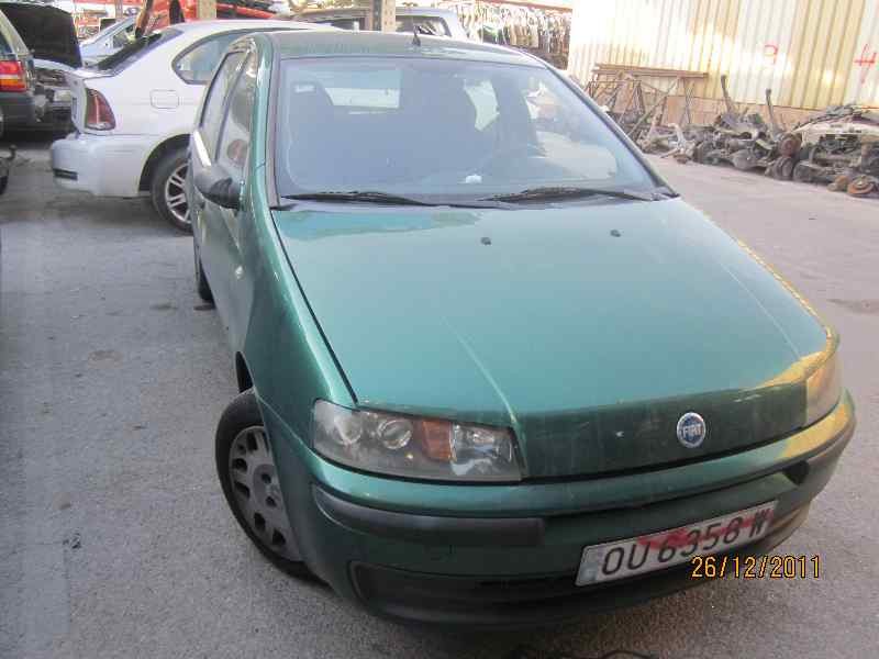 fiat punto berlina (188) del año 2000