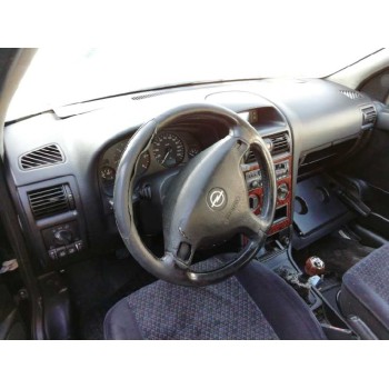 opel astra g berlina del año 1999