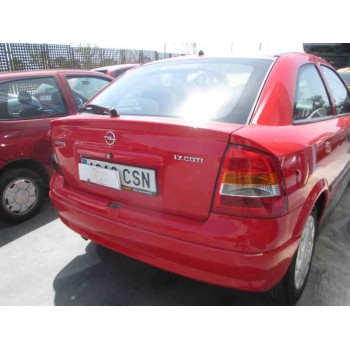 opel astra g berlina del año 2004