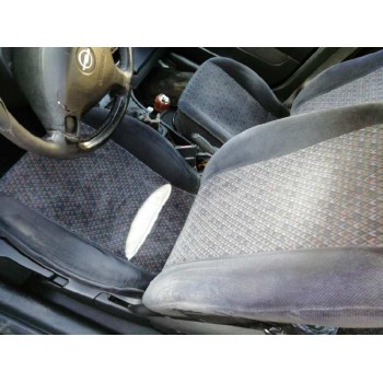 opel astra g berlina del año 1999