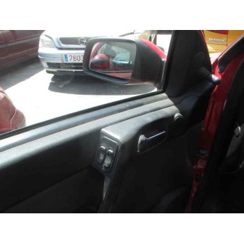 opel astra g berlina del año 2004