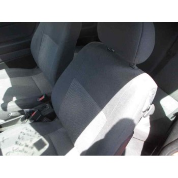 opel astra g berlina del año 2004