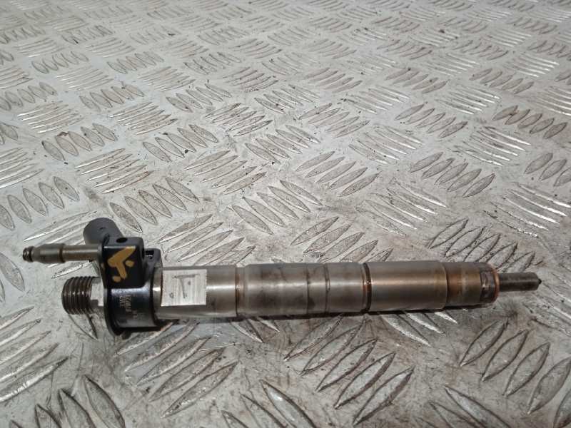 Recambio de inyector para bmw serie 1 coupe (e82) 2.0 turbodiesel cat referencia OEM IAM 7797877 0445116001 
