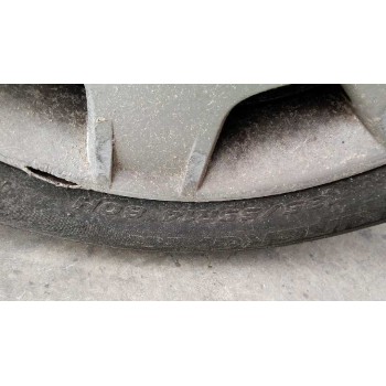 volkswagen polo berlina (6n2) del año 2000