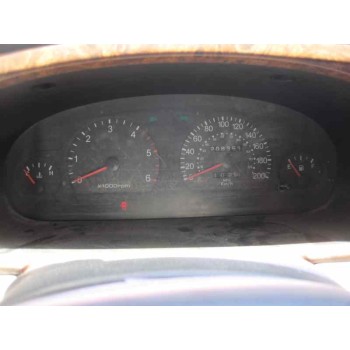 kia carnival del año 2000