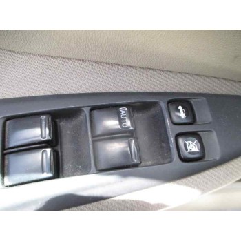 nissan primera berlina (p12) del año 2002