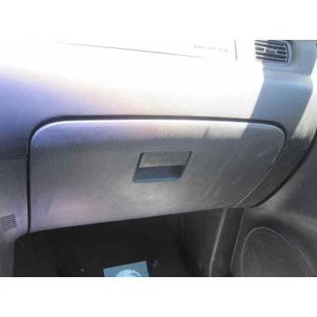 kia carnival del año 2000