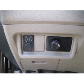 nissan primera berlina (p12) del año 2002