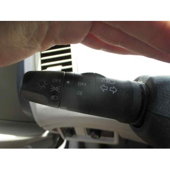 nissan primera berlina (p12) del año 2002