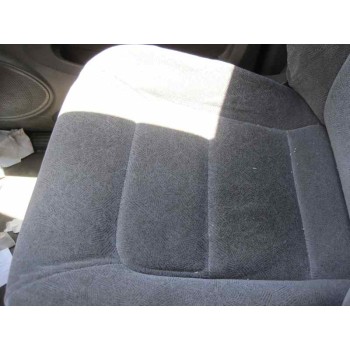 kia carnival del año 2000