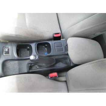 nissan primera berlina (p12) del año 2002