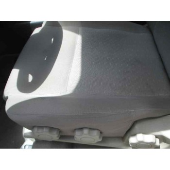 nissan primera berlina (p12) del año 2002