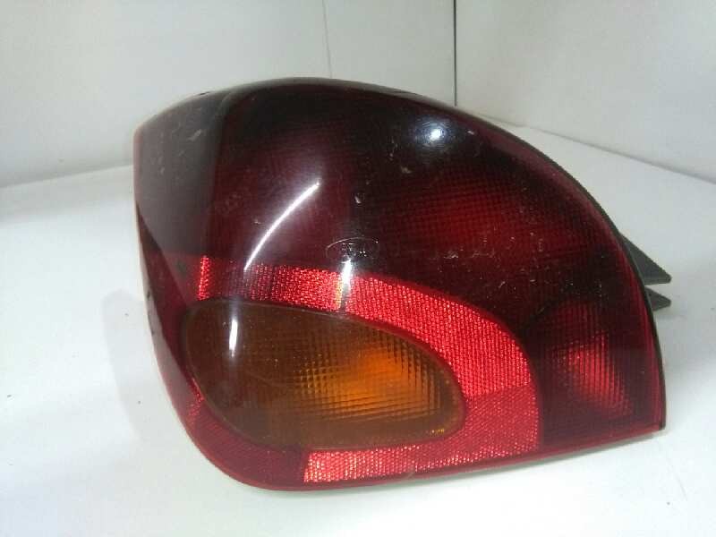 Recambio de piloto trasero izquierdo para ford fiesta berlina (dx) ambiente referencia OEM IAM   