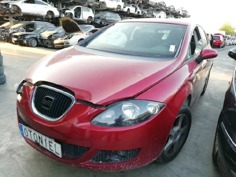 SEAT LEON (1P1)