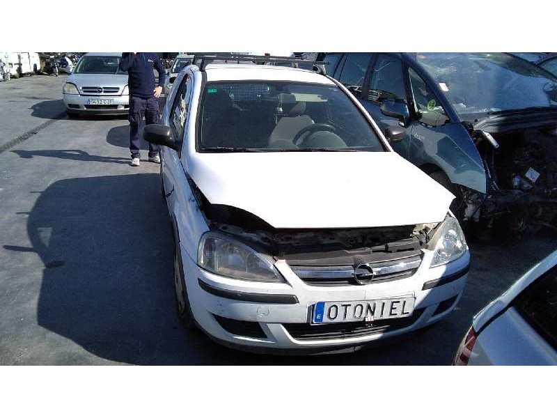 opel corsa c del año 2004