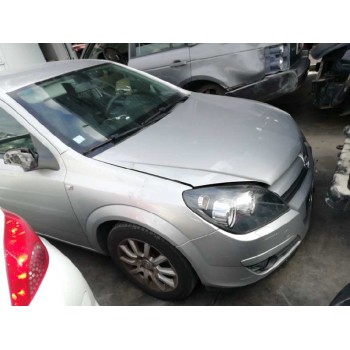 opel astra h berlina del año 2005