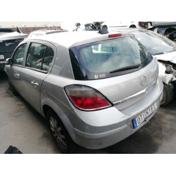 opel astra h berlina del año 2005