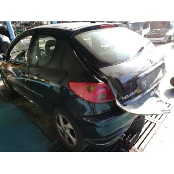 peugeot 206 berlina del año 2004