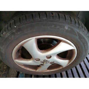 peugeot 206 berlina del año 2004