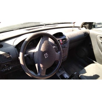 opel corsa c del año 2004