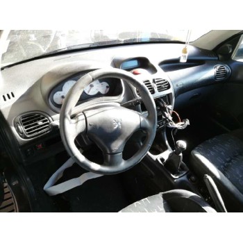 peugeot 206 berlina del año 2004