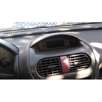 opel corsa c del año 2002