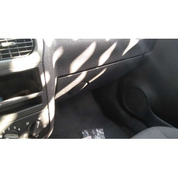 opel corsa c del año 2002