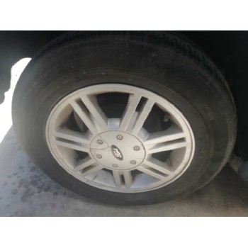 ford focus berlina (cak) del año 2001