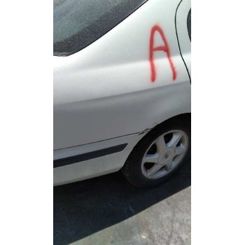 nissan primera berlina (p11) del año 1999