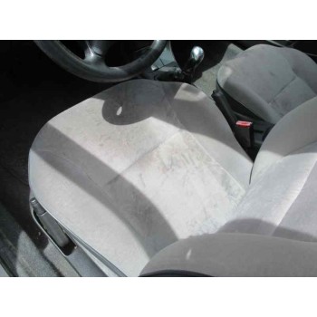 citroën xsara berlina del año 2002