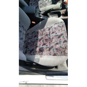 nissan primera berlina (p11) del año 1999