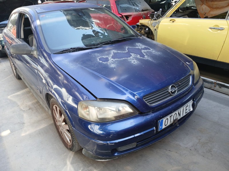 opel astra g sedán (t98) del año 2004
