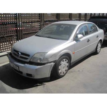 opel vectra c berlina del año 2003