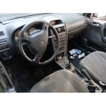 opel astra g sedán (t98) del año 2004