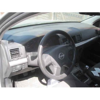 opel vectra c berlina del año 2003