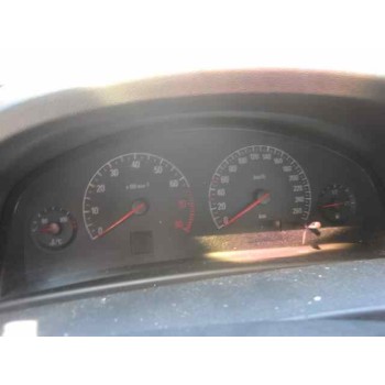 opel vectra c berlina del año 2003