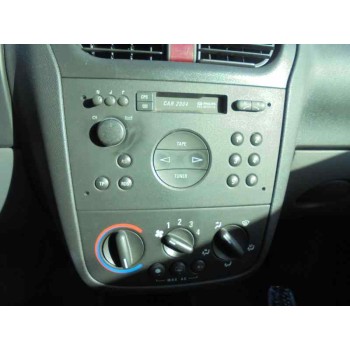 opel corsa c del año 2001