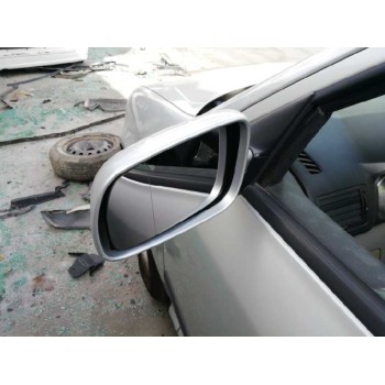 skoda octavia berlina (1u2) del año 2000