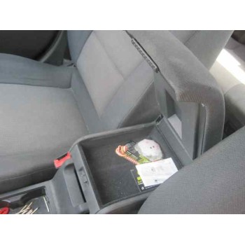 opel vectra c berlina del año 2003