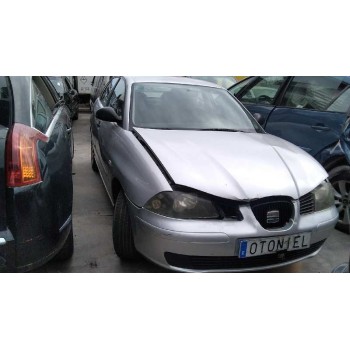 seat ibiza (6l1) del año 2002