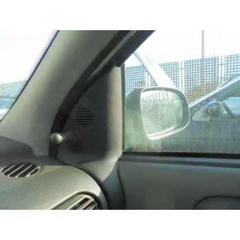 opel corsa c del año 2001