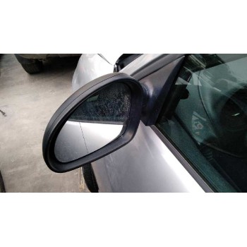 seat ibiza (6l1) del año 2002