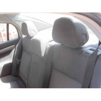 opel vectra c berlina del año 2003