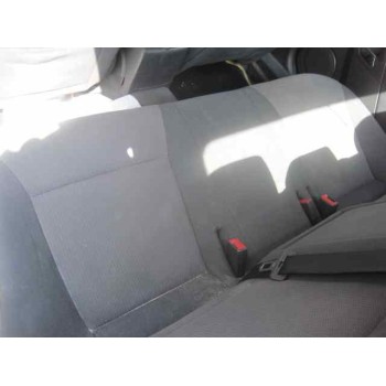 opel vectra c berlina del año 2003